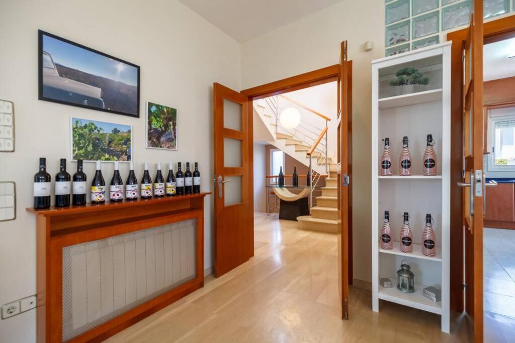 Villa Wine Experience Cambrils - Wine, Art & Games Exteriér fotografie